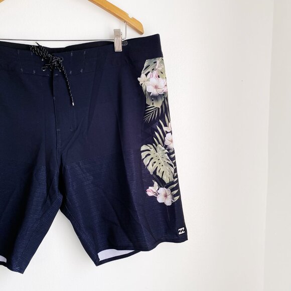 Billabong Kamea Monstera Airlite Board Shorts Nwot - Picture 5 of 10